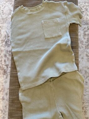 H&M Sage Green Waffle Knit Tee